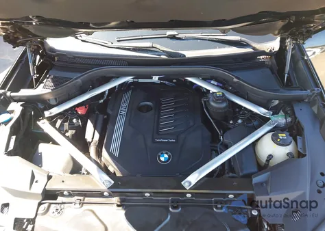 2021 BMW X5 Sdrive40I z USA, uszkodzony, nr VIN 5UXCR4C04M9F15463